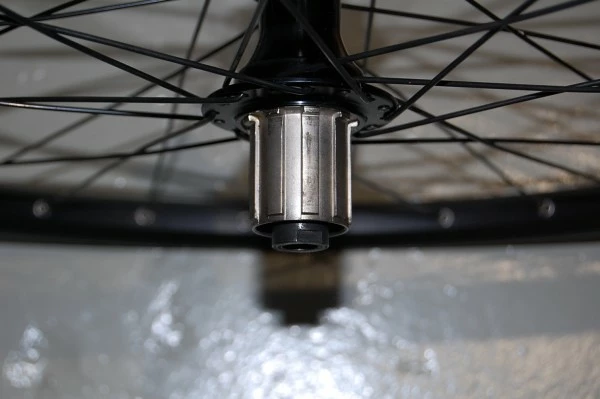 BIKE&CO Hinterrad Ryde Taurus 21 Schwarz 21-584 Mit Contec Nabe 8-10-fach 12 Mm Steckachse 2 BIKE&CO Hinterrad Ryde Taurus 21 Schwarz 21-584 Mit Contec Nabe 8-10-fach 12 Mm Steckachse – Bild 2