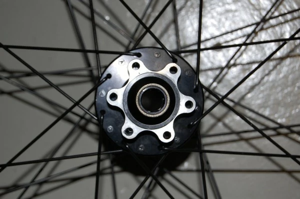 BIKE&CO Hinterrad Ryde Taurus 21 Schwarz 21-584 Mit Contec Nabe 8-10-fach 12 Mm Steckachse 1 BIKE&CO Hinterrad Ryde Taurus 21 Schwarz 21-584 Mit Contec Nabe 8-10-fach 12 Mm Steckachse